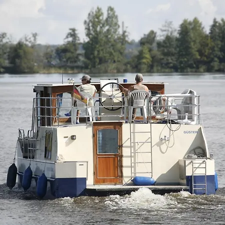 Botel Kuhnle-tours Zehdenick/mildenberg