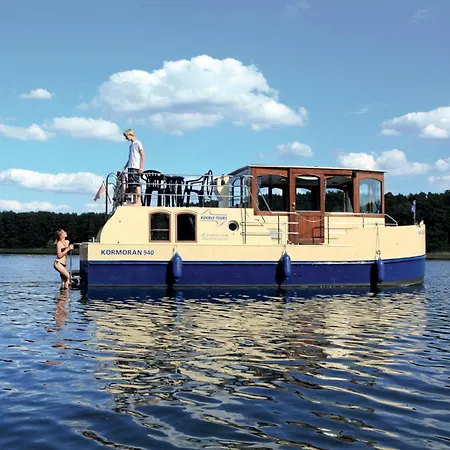 Bådhotel Boats & Yachts At Zehdenick Marina By Kuhnle-tours *